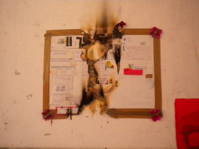 mural del CDR destruido por un corto circuito